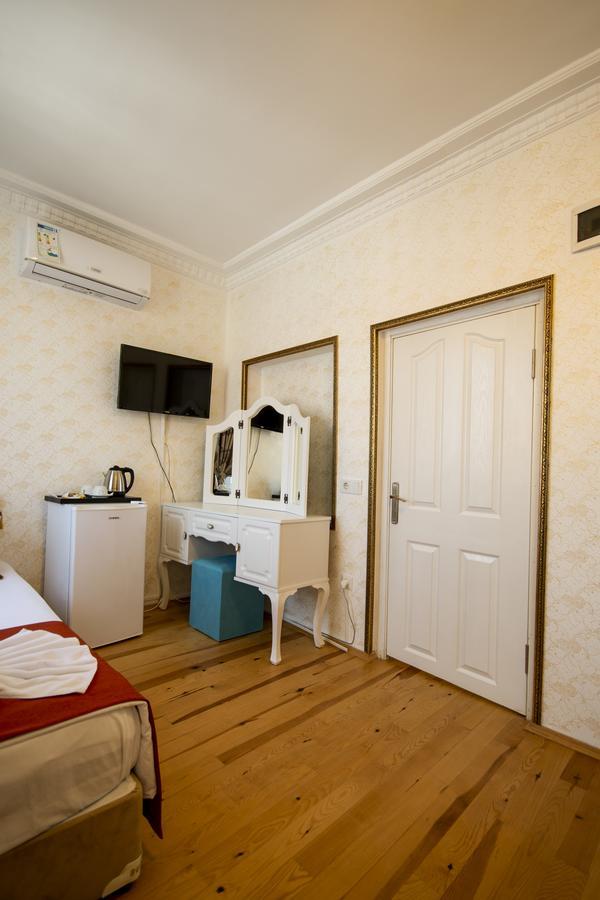 Paris Garden Oda ve Kahvaltı 3*
